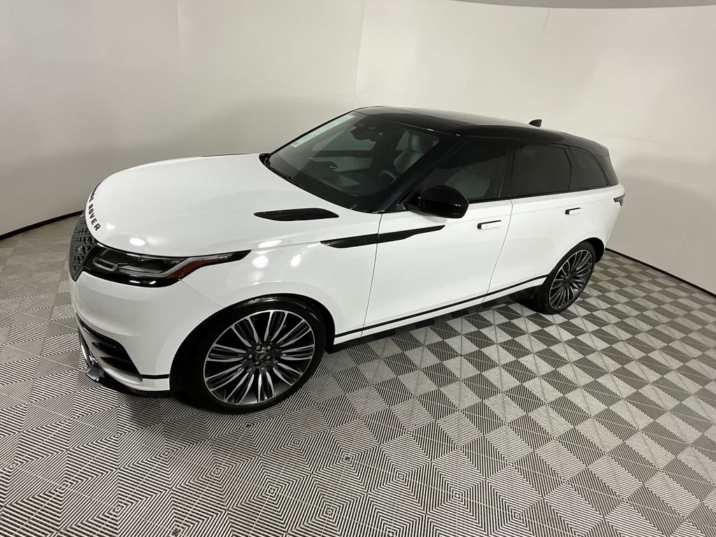 Certified 2023 Land Rover Range Rover Velar R-Dynamic S AWD/4WD image 9