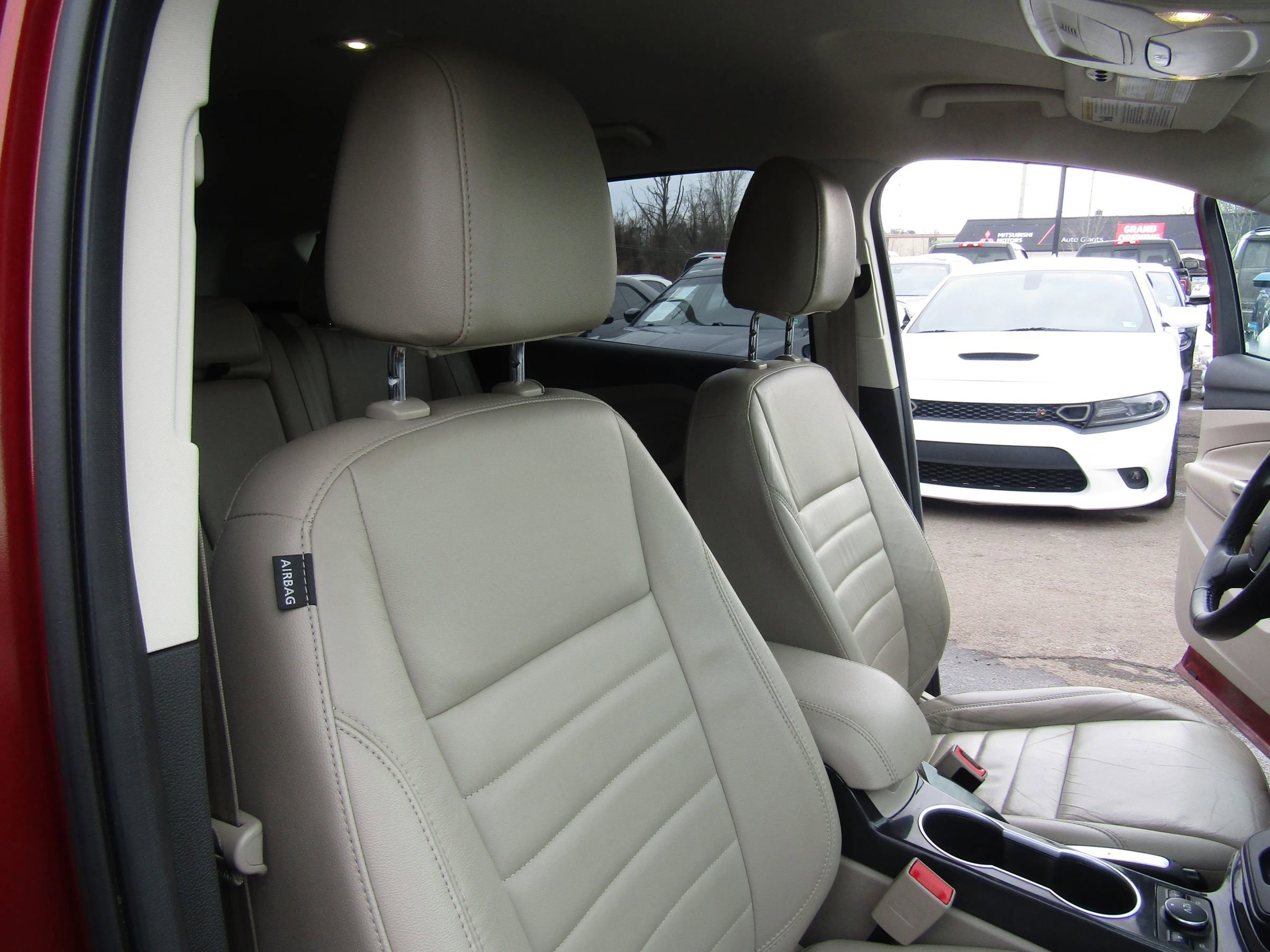 Used 2016 Ford Escape Titanium image 15