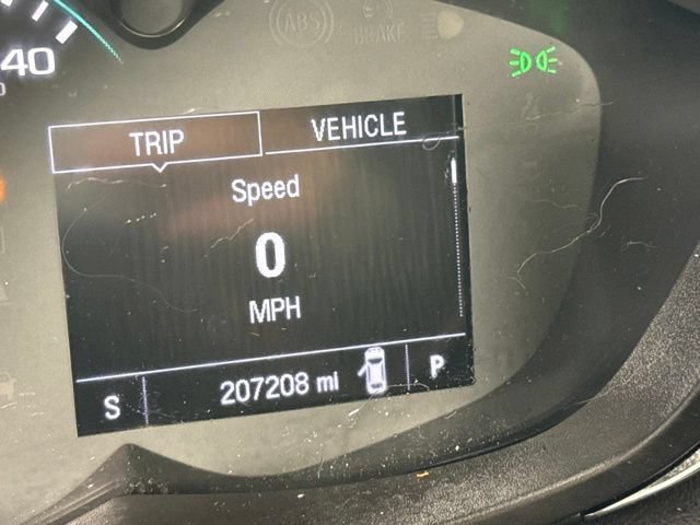 Used 2018 Chevrolet Trax Premier w/ Midnight Edition FWD image 19