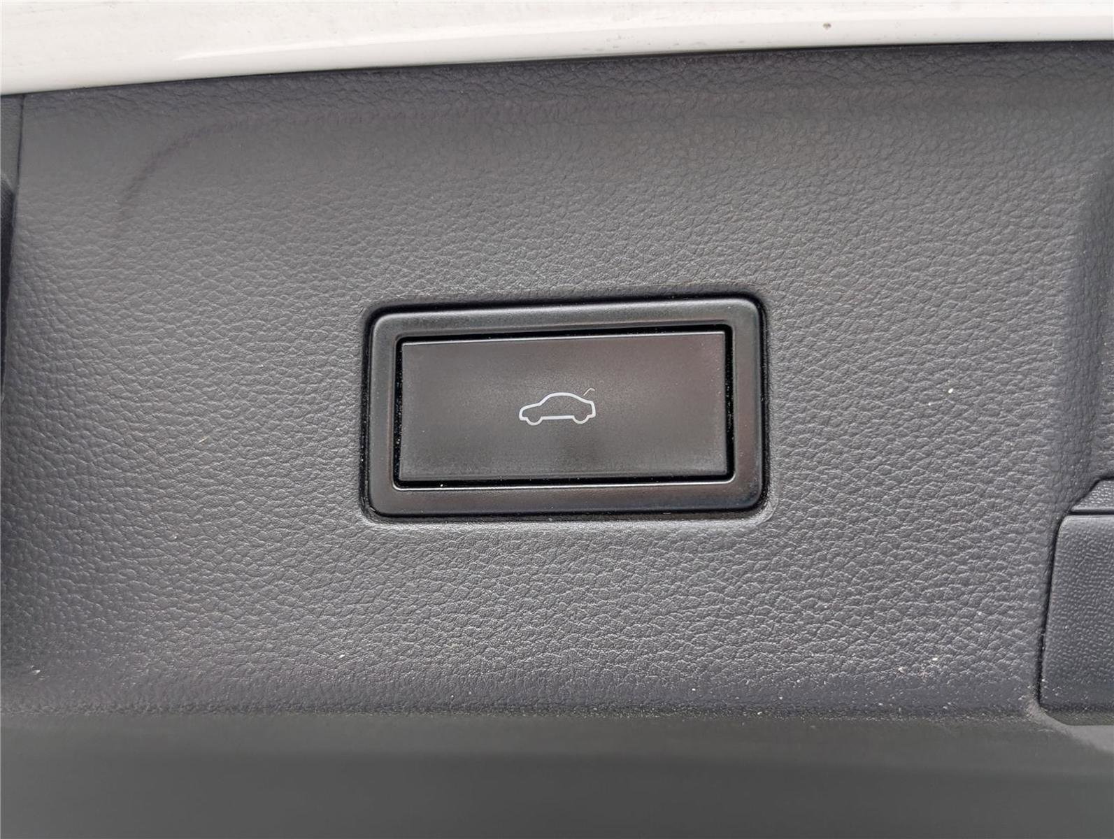 Used 2019 Volkswagen Atlas SE w/ Panoramic Sunroof Package AWD/4WD image 15