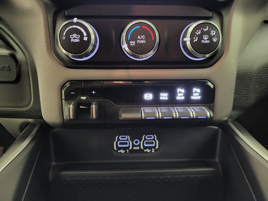 Used 2024 RAM 2500 Big Horn w/ Off Road Package image 7