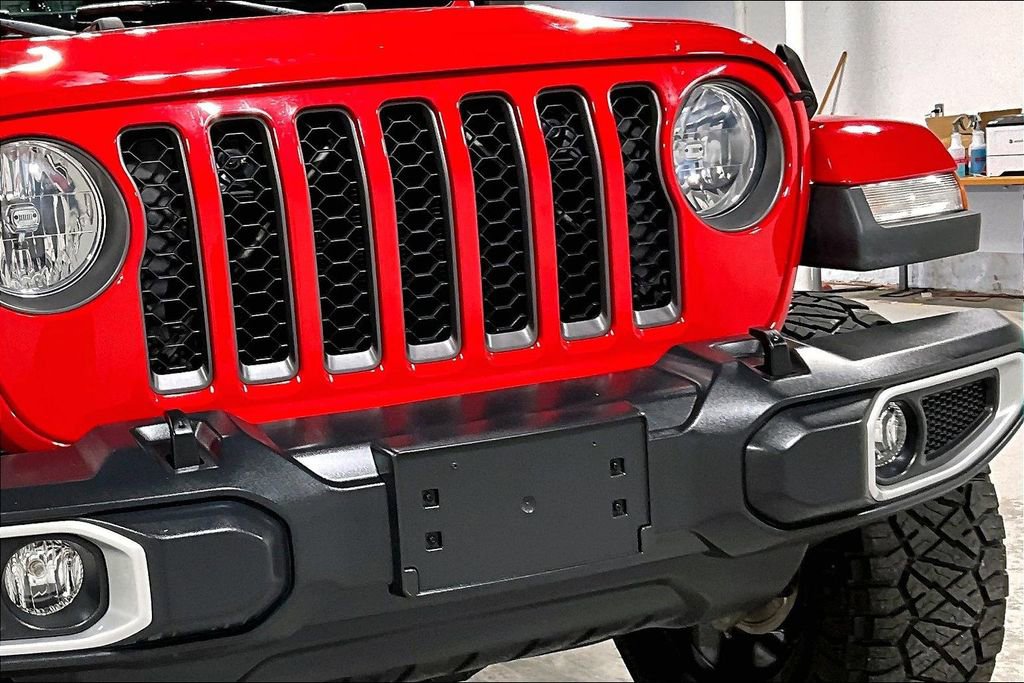 Used 2020 Jeep Gladiator Sport image 39