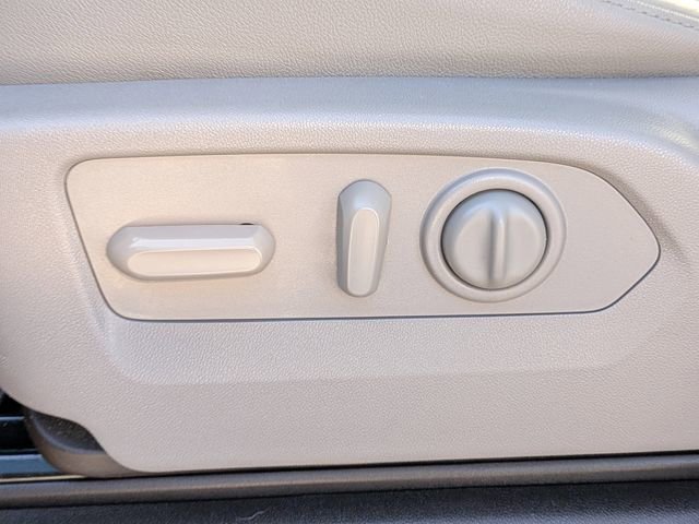 Used 2020 Chevrolet Silverado 2500 LTZ image 19