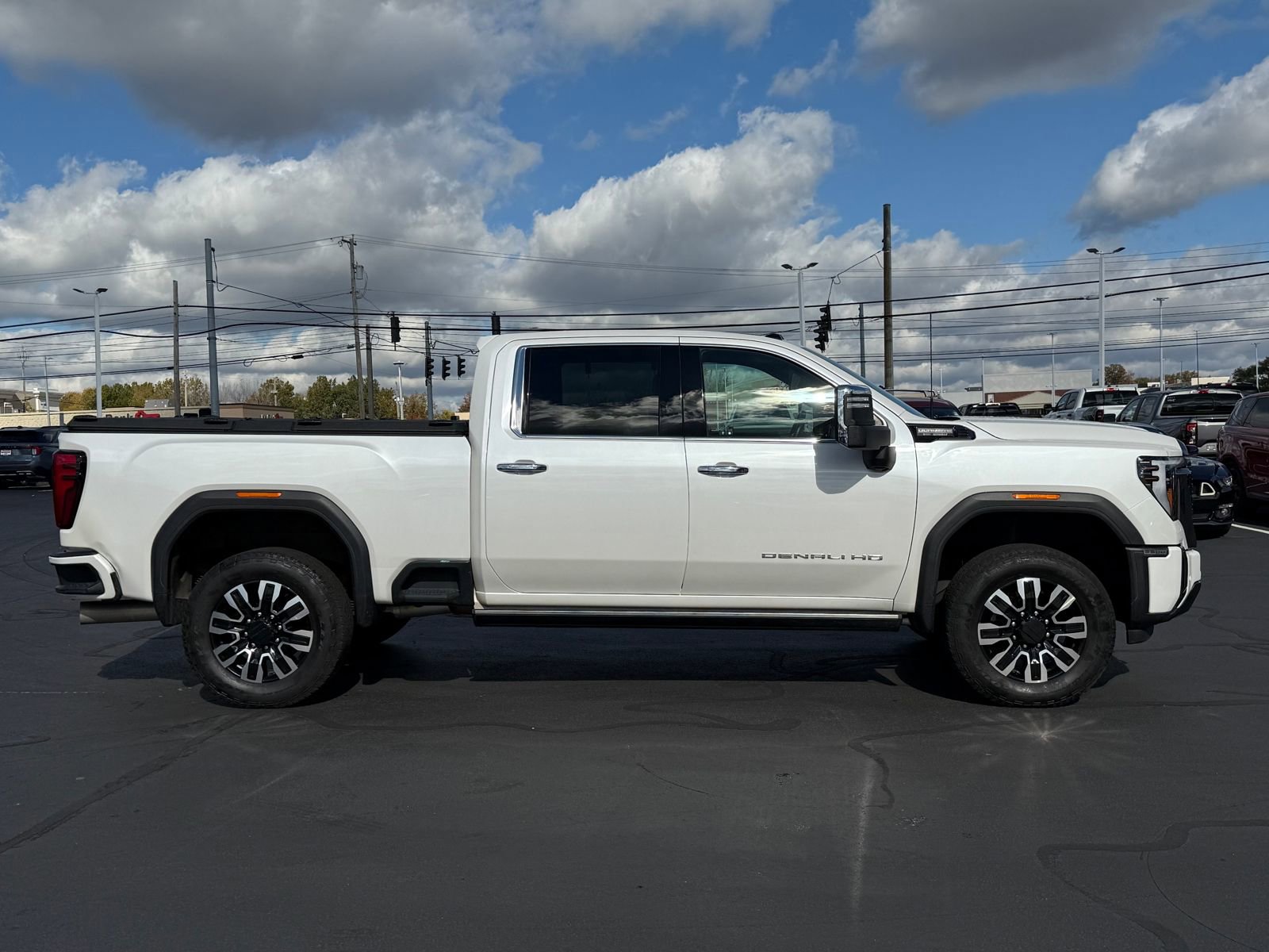 Used 2024 GMC Sierra 2500 Denali Ultimate w/ Max Trailering Package image 2