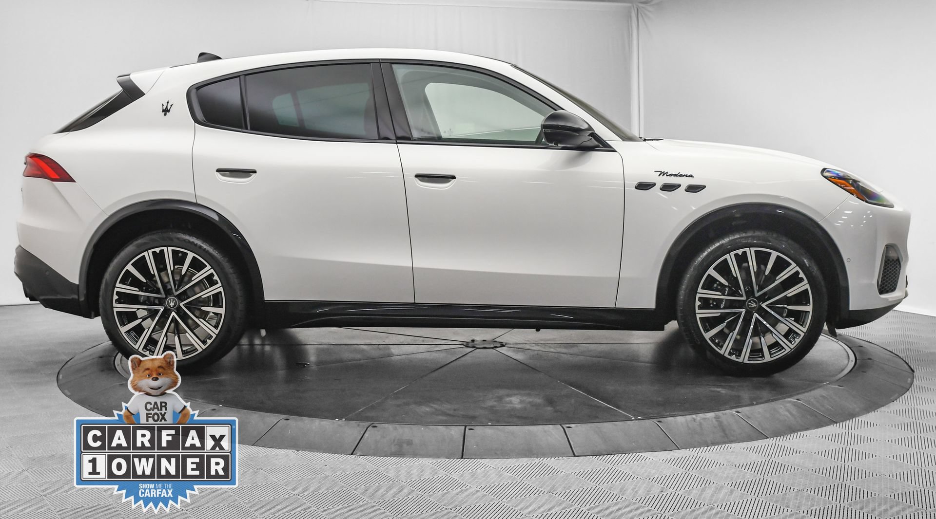 Used 2025 Maserati Grecale Modena AWD/4WD image 10
