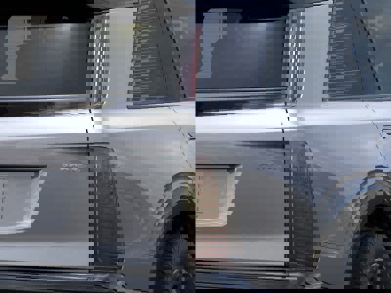 New 2026 Cadillac Vistiq Sport image 11