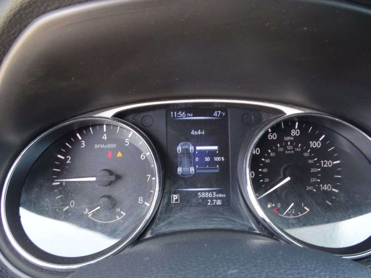 Used 2016 Nissan Rogue SV image 16