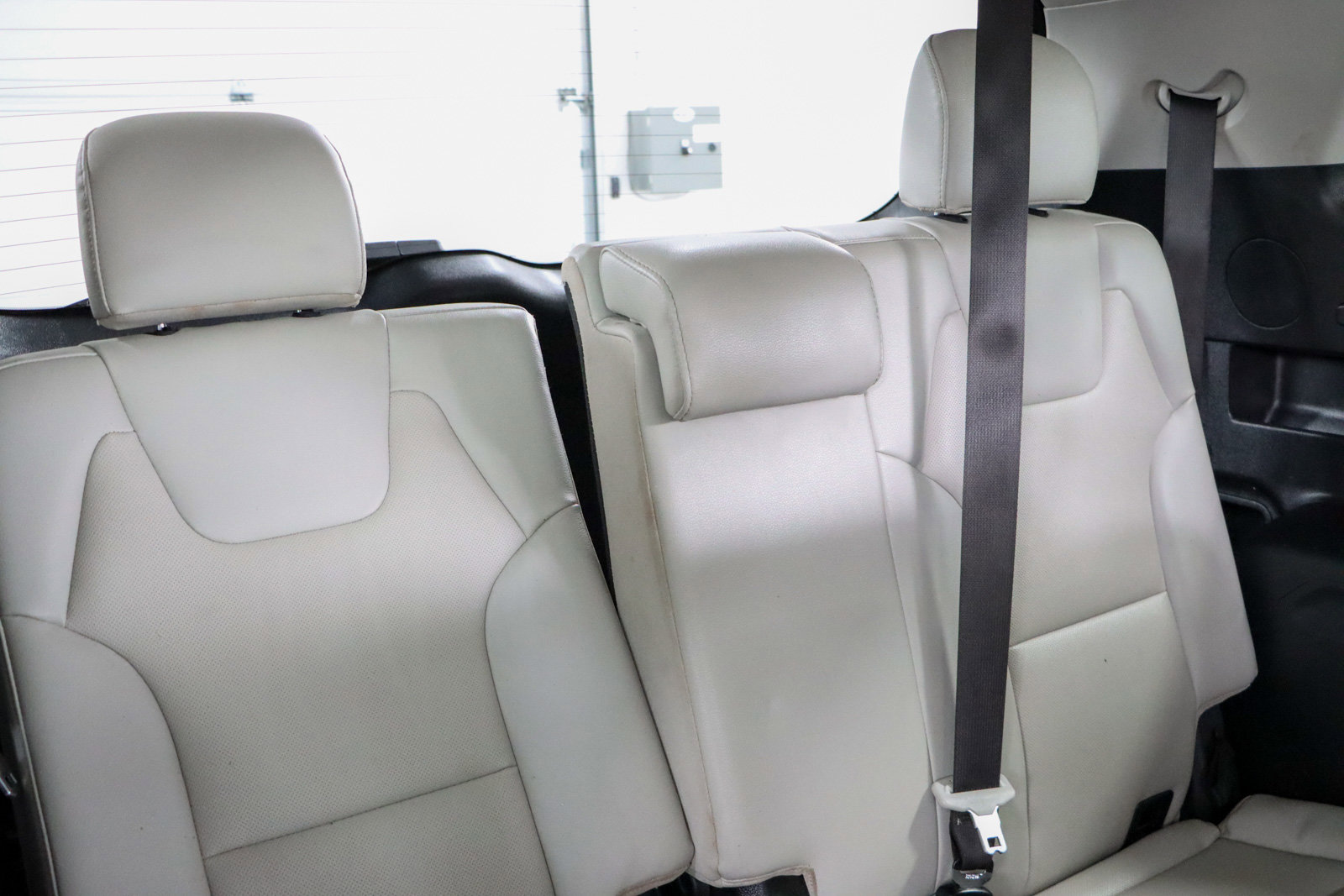 Used 2024 Kia Telluride EX w/ EX Captain's Chair Package image 30