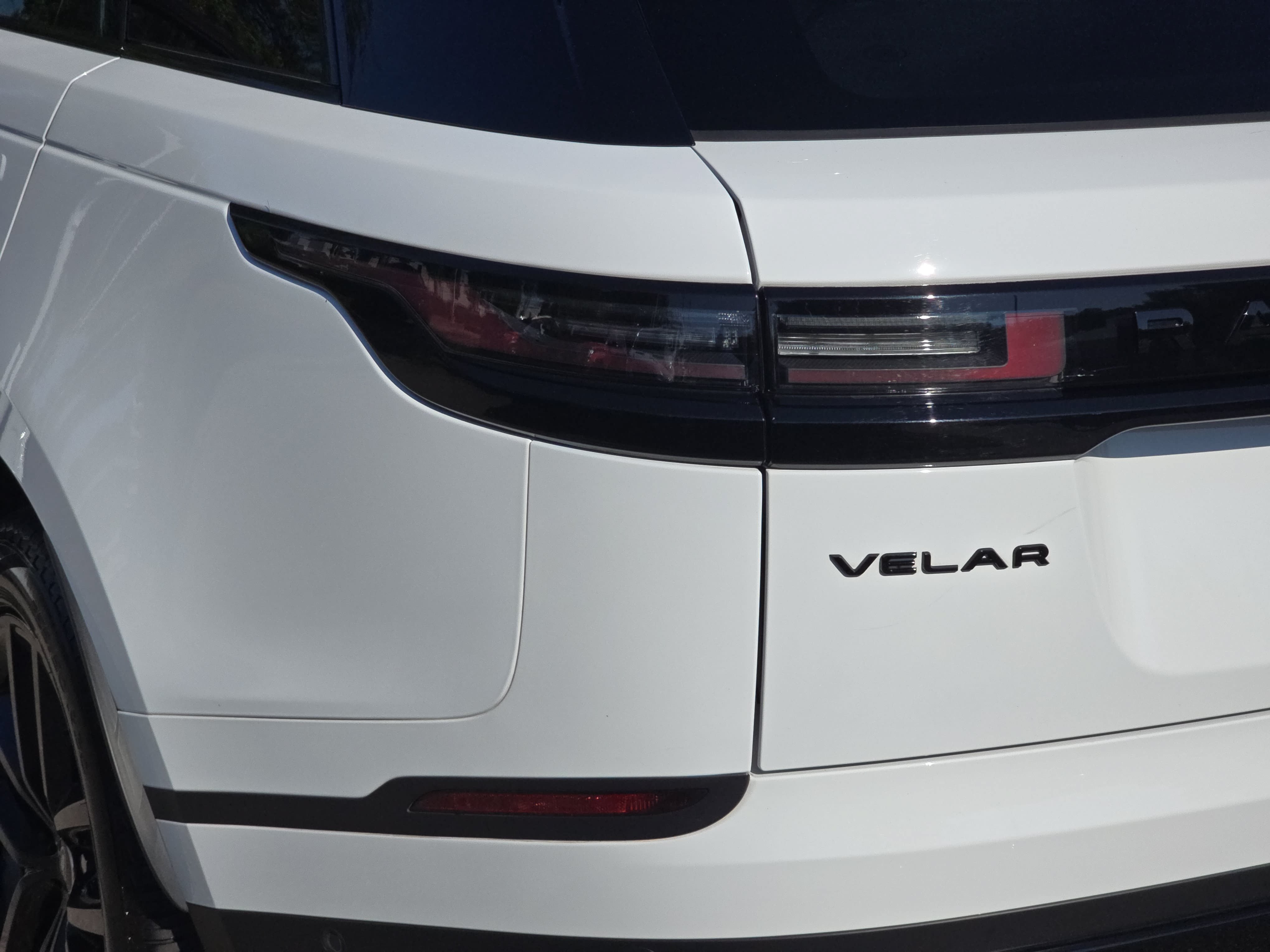 Certified 2026 Land Rover Range Rover Velar S AWD/4WD image 36