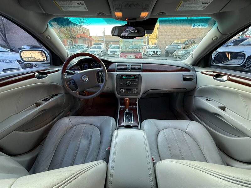Used 2009 Buick Lucerne CXL w/ Driver Confidence Package FWD image 14