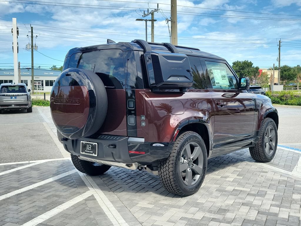 New 2026 Land Rover Defender 90 X-Dynamic SE AWD/4WD image 5