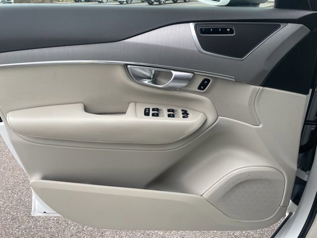 Certified 2024 Volvo XC90 B5 Core w/ Protection Package Premier image 27