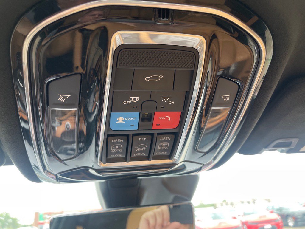 Certified 2023 Jeep Grand Cherokee L Summit AWD/4WD image 34