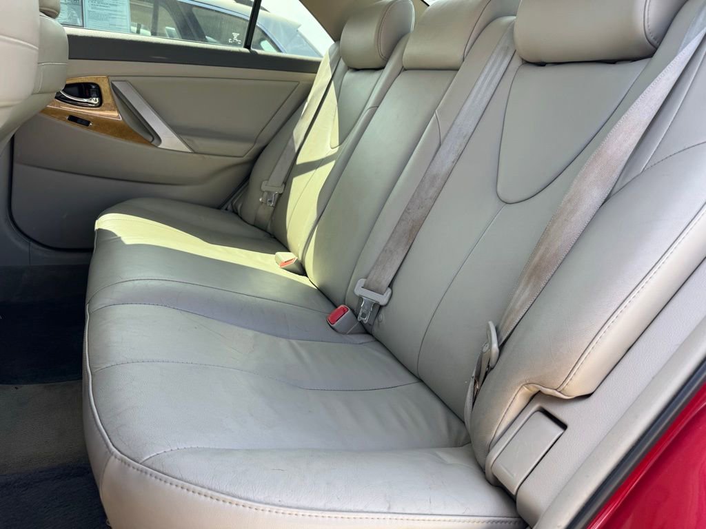 Used 2007 Toyota Camry XLE FWD image 6