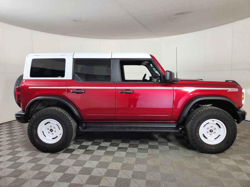Used 2025 Ford Bronco Heritage Edition AWD/4WD image 8