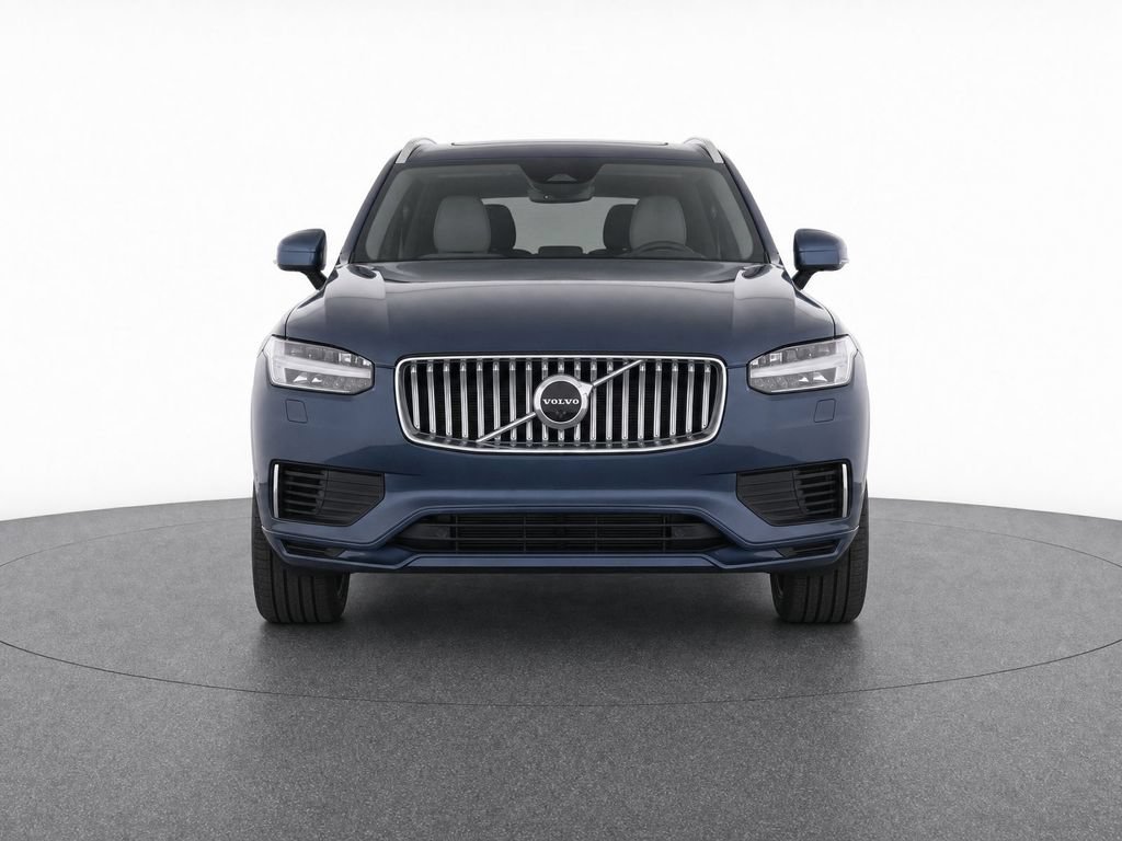 Certified 2026 Volvo XC90 B6 Plus AWD/4WD image 5