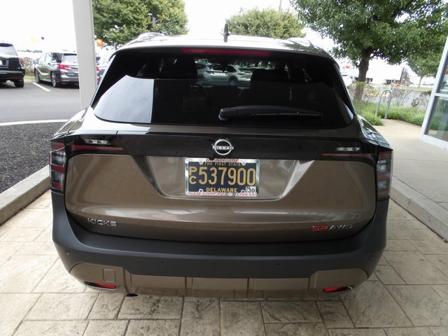 Certified 2025 Nissan Kicks SR image 6