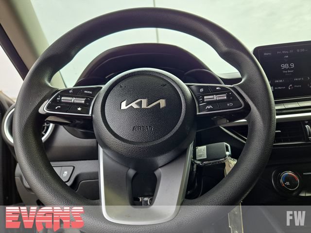 Used 2024 Kia Forte LXS FWD image 11