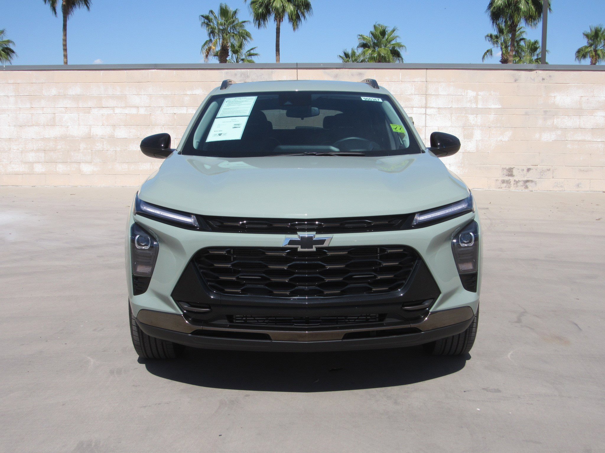 Used 2025 Chevrolet Trax ACTIV w/ Driver Confidence Package image 3