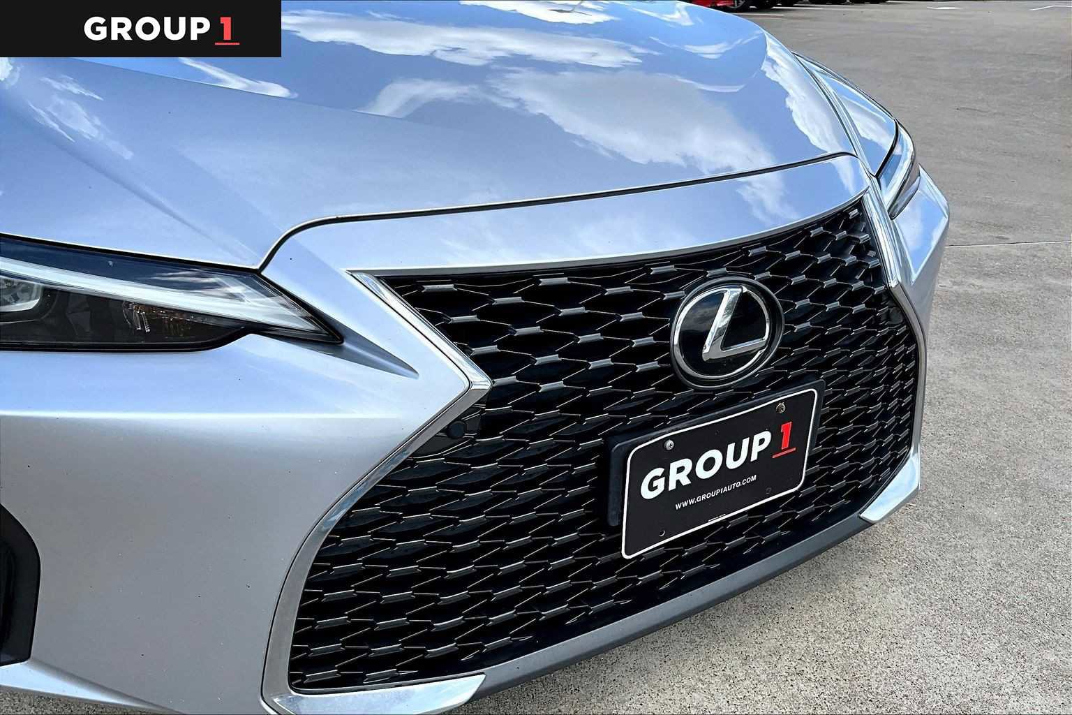Certified 2022 Lexus IS 300 w/ Premium Package image 27