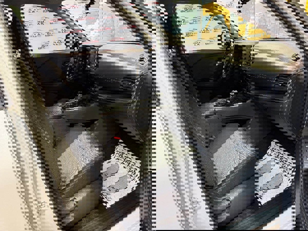 Used 2023 Nissan Rogue SV image 47