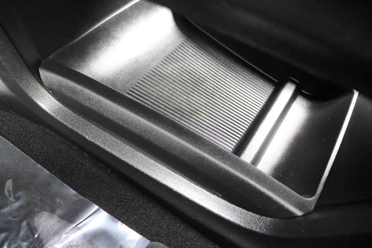 Used 2025 Chrysler Pacifica Limited image 49