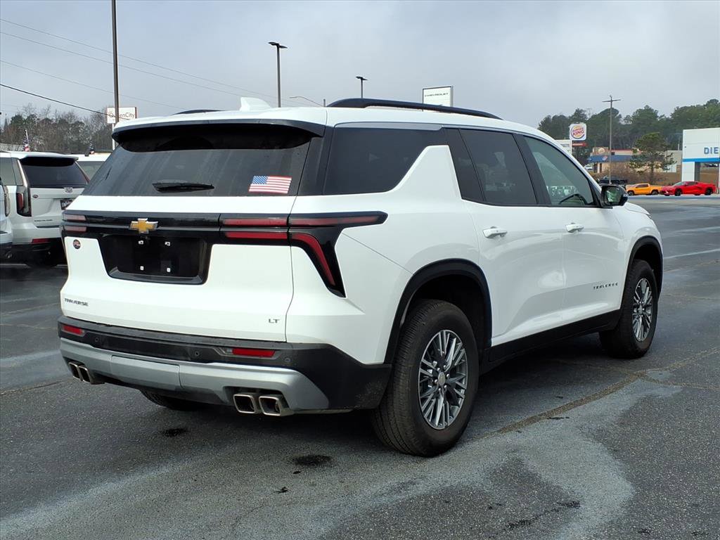 Used 2024 Chevrolet Traverse LT w/ LPO, Floor Liner Package image 18