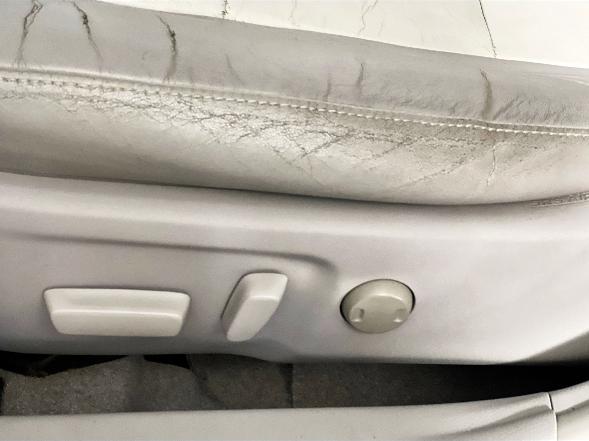 Used 2014 Toyota Camry XLE w/ Leather Package image 15