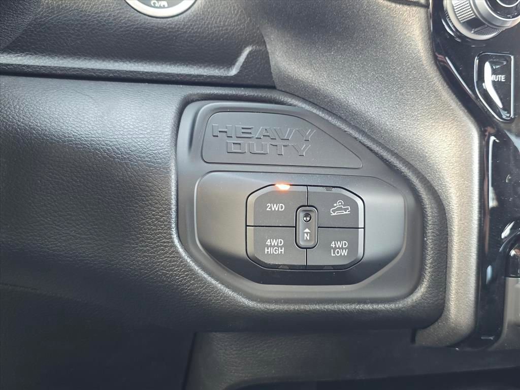 New 2026 RAM 2500 Warlock AWD/4WD image 12