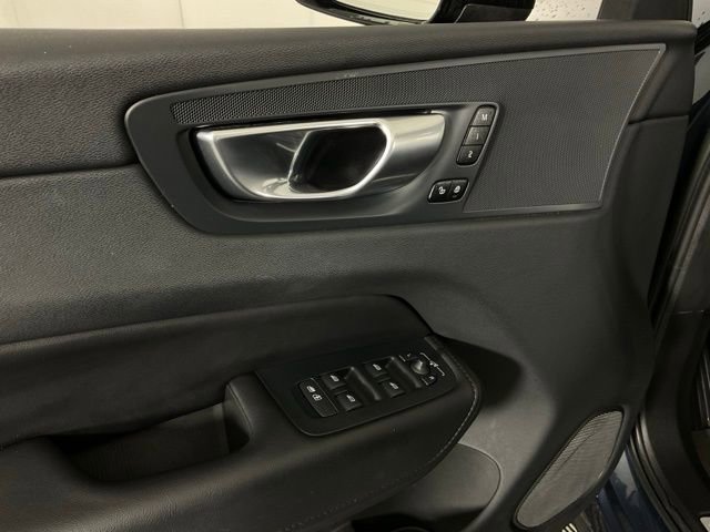 Certified 2023 Volvo XC60 B5 Plus w/ Climate Package image 25