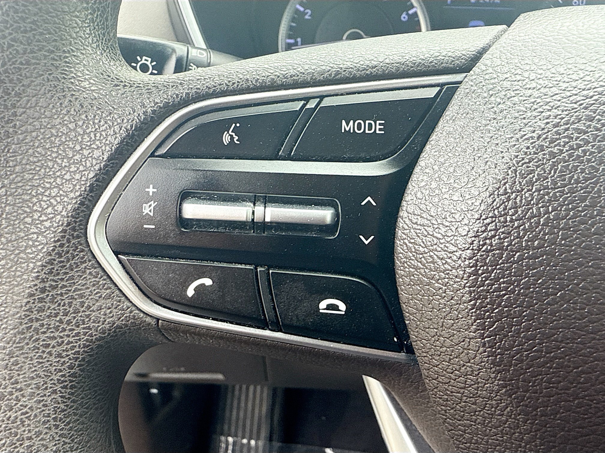 Used 2019 Hyundai Santa Fe SE FWD image 36