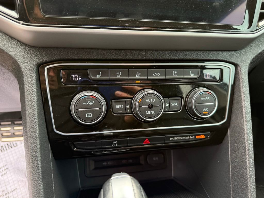 Used 2022 Volkswagen Atlas SEL Premium image 19