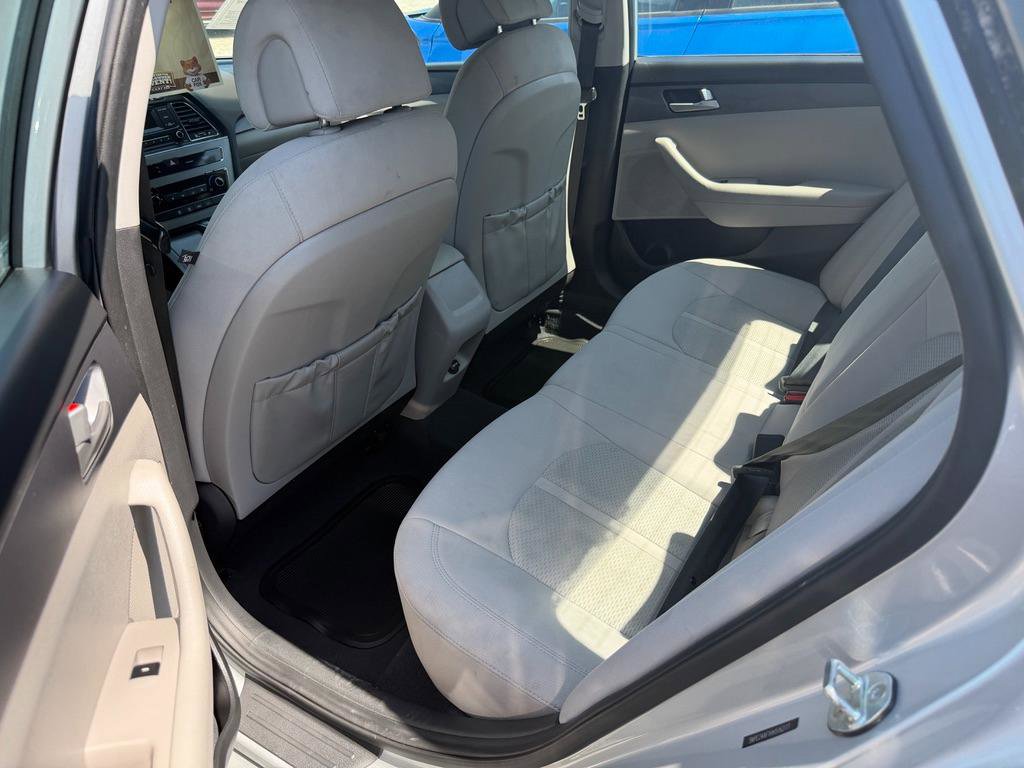 Used 2017 Hyundai Sonata SE image 17