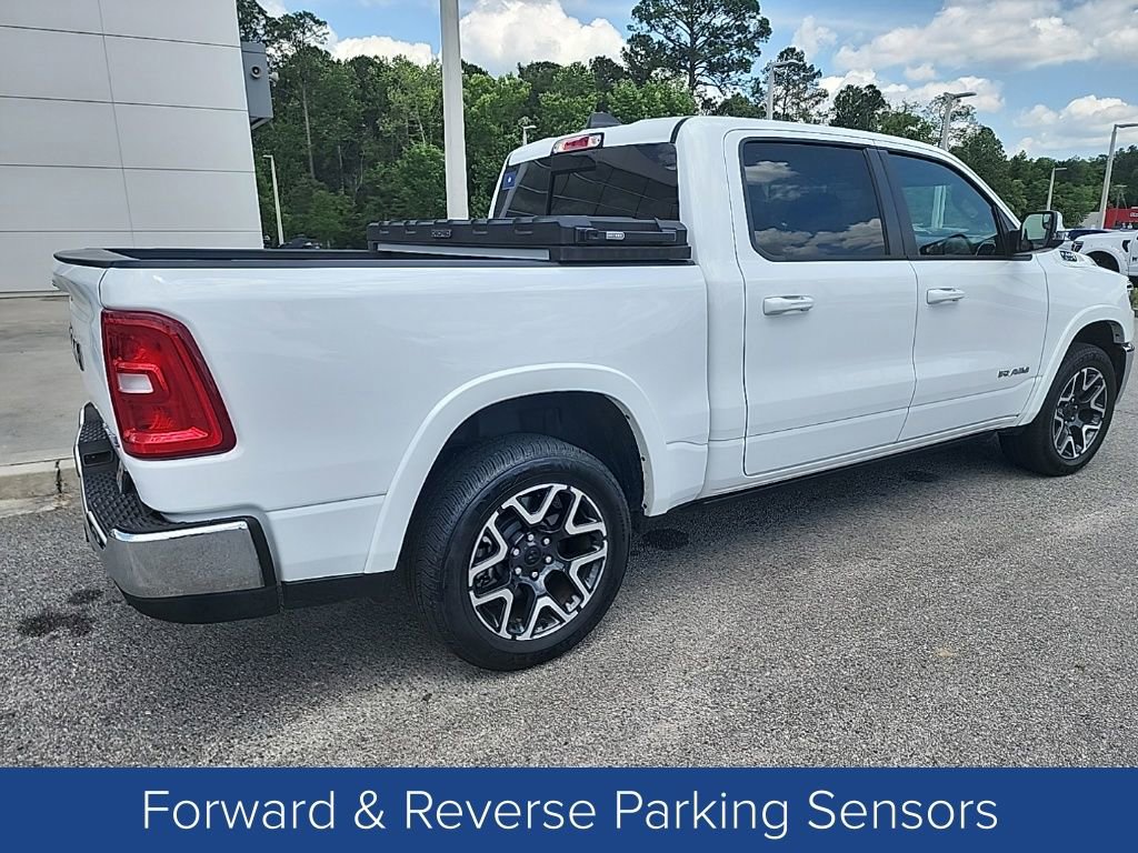 Used 2025 RAM 1500 Laramie AWD/4WD image 5