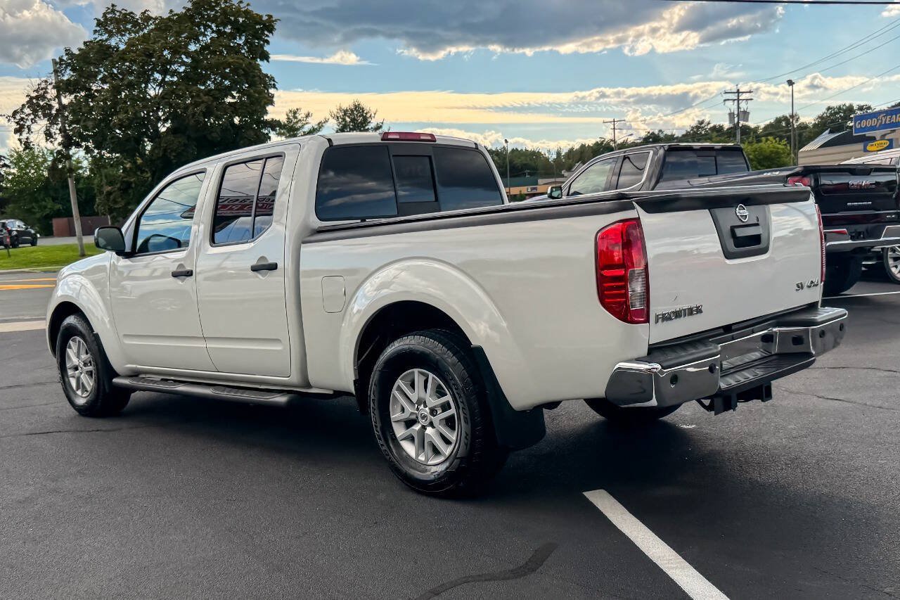 Used 2021 Nissan Frontier SV AWD/4WD image 6
