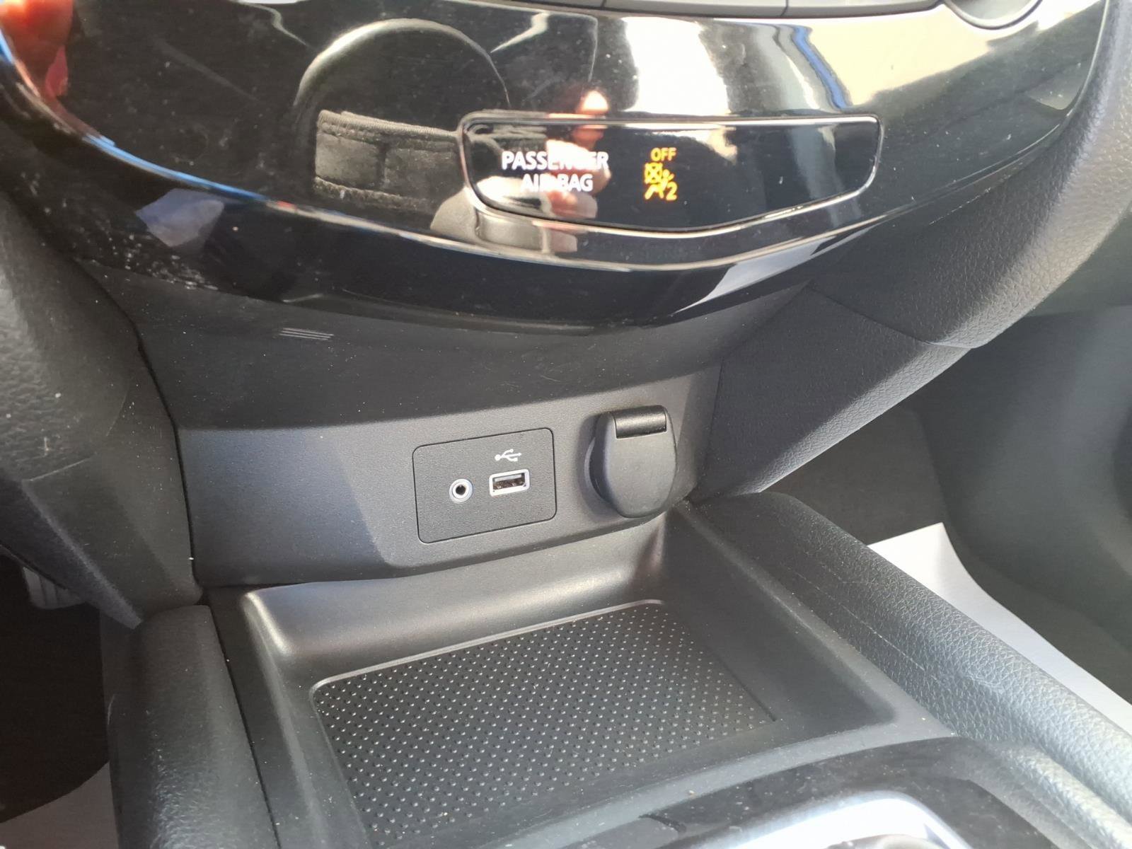 Used 2019 Nissan Rogue Sport S image 19