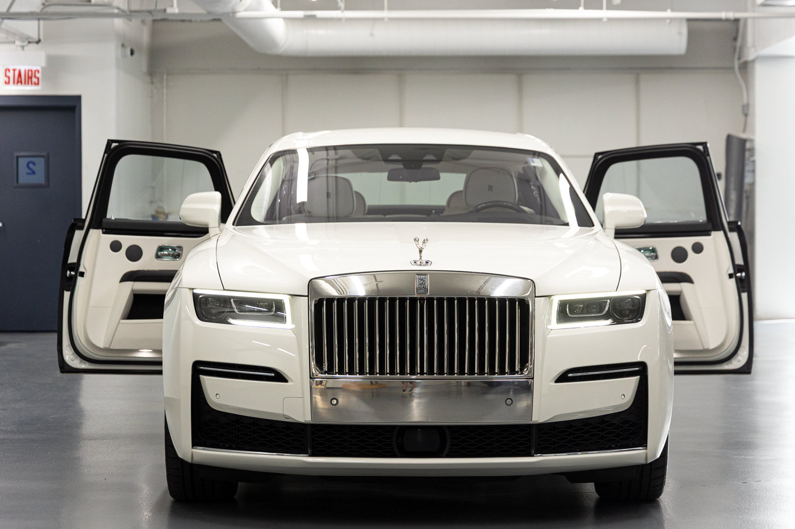 Certified 2023 Rolls-Royce Ghost AWD/4WD image 27