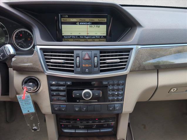 Used 2010 Mercedes-Benz E 550 Sedan image 13