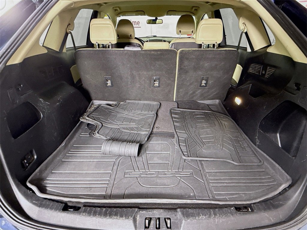 Used 2018 Ford Edge SEL w/ Equipment Group 201A image 27