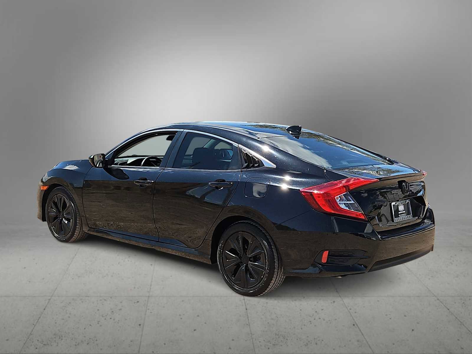 Used 2018 Honda Civic EX-T image 6