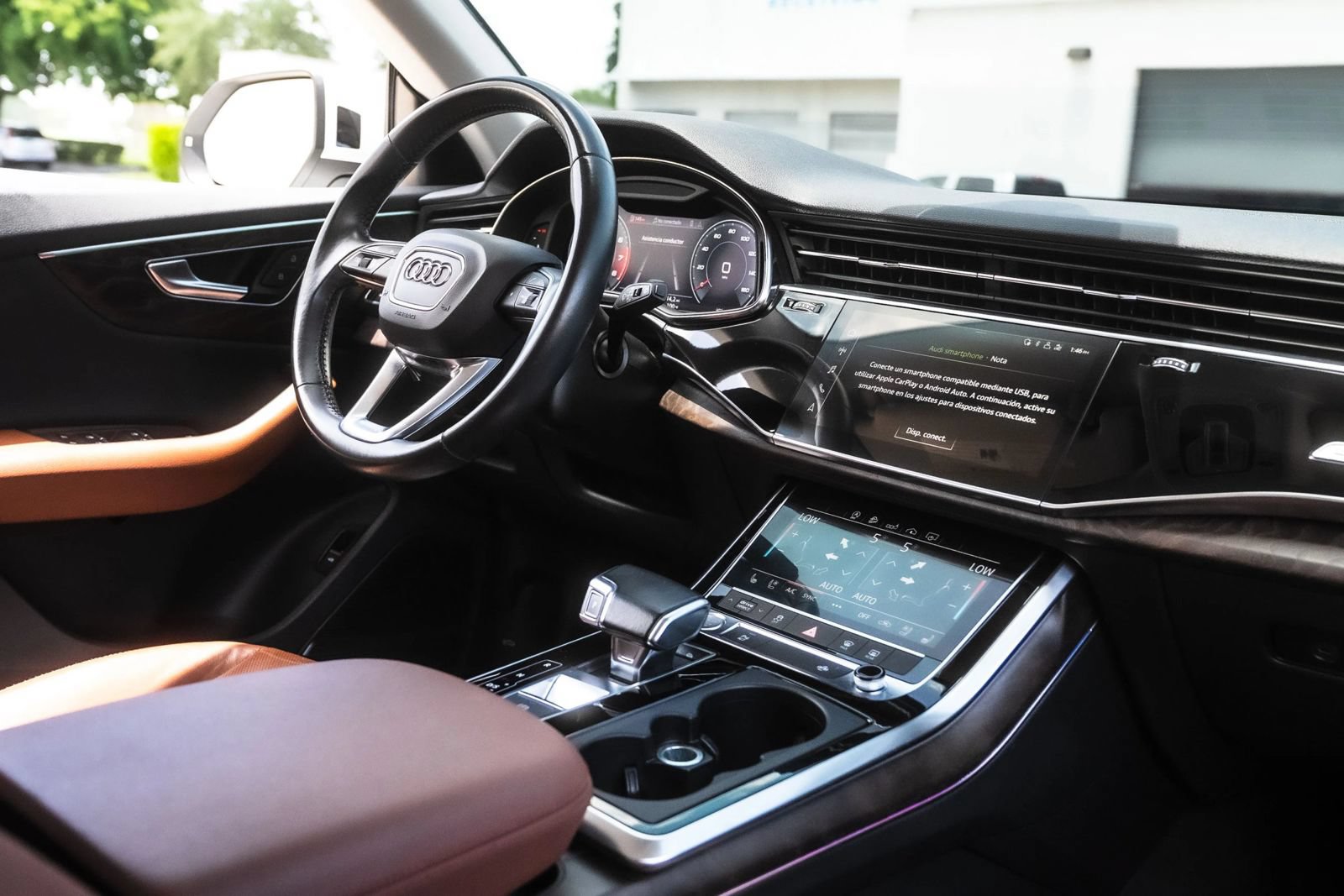 Used 2020 Audi Q8 Premium Plus AWD/4WD image 26
