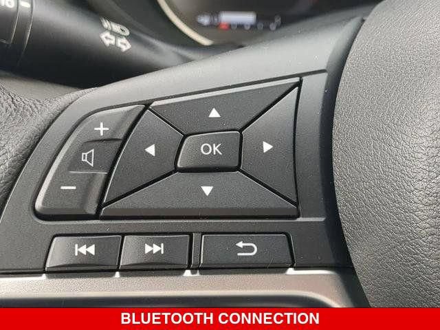 New 2025 Nissan Versa SR w/ Trunk Package FWD image 26