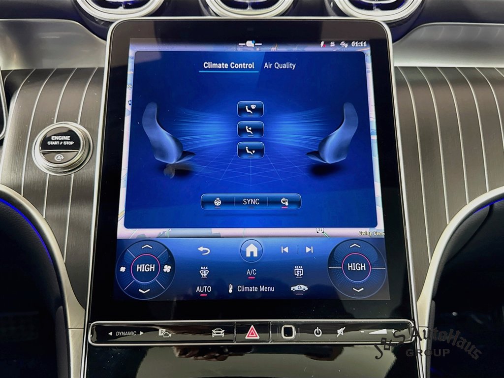 Used 2025 Mercedes-Benz GLC 300 4MATIC w/ AMG Line image 21