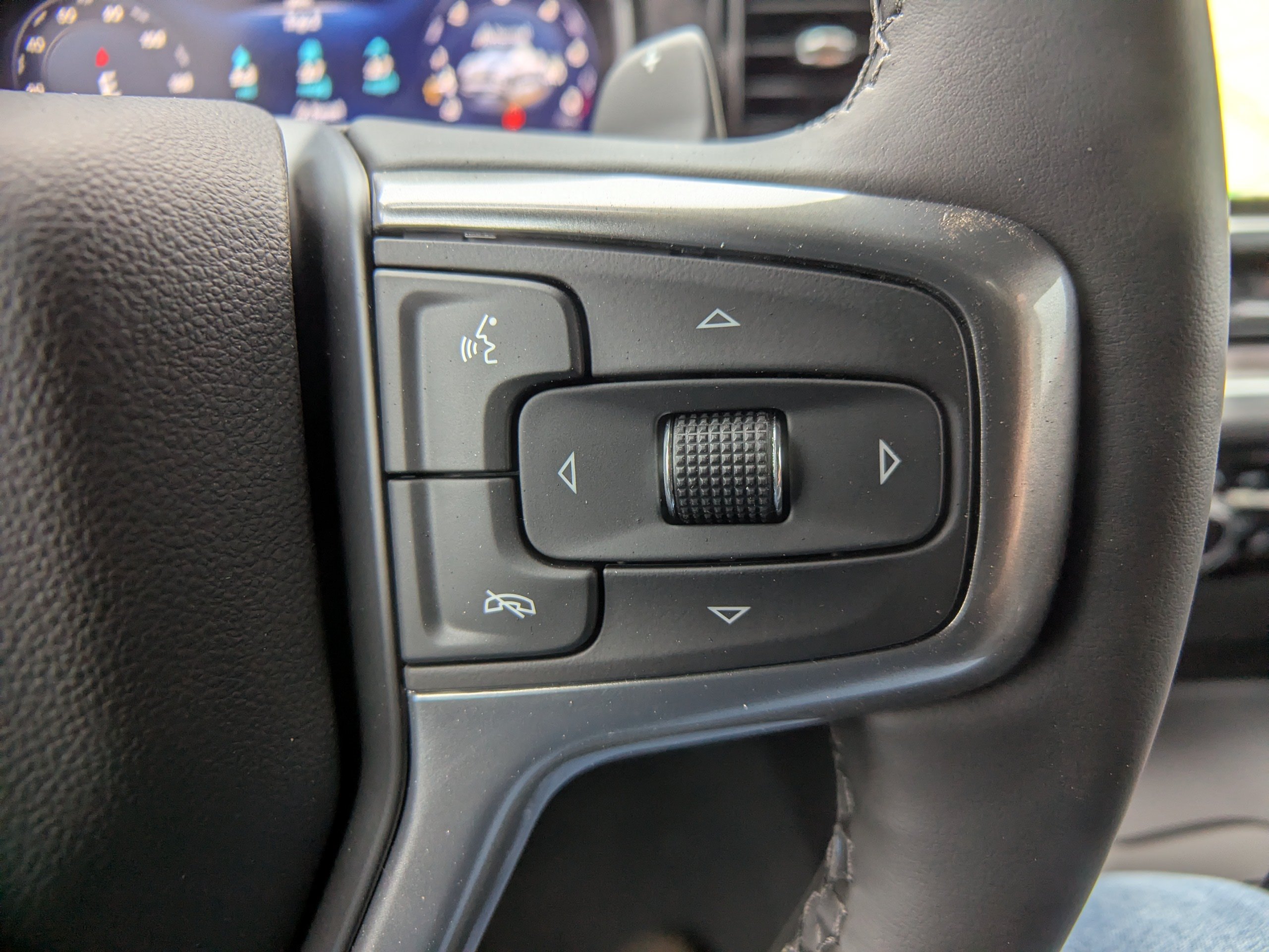 New 2026 Chevrolet Silverado 1500 LTZ w/ LPO, Dark Essentials Package AWD/4WD image 25