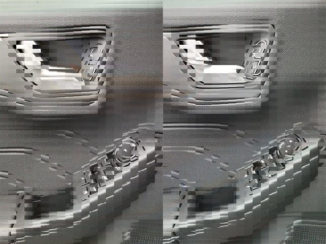 New 2025 Ford Escape SE w/ Class II Trailer Tow Package image 26