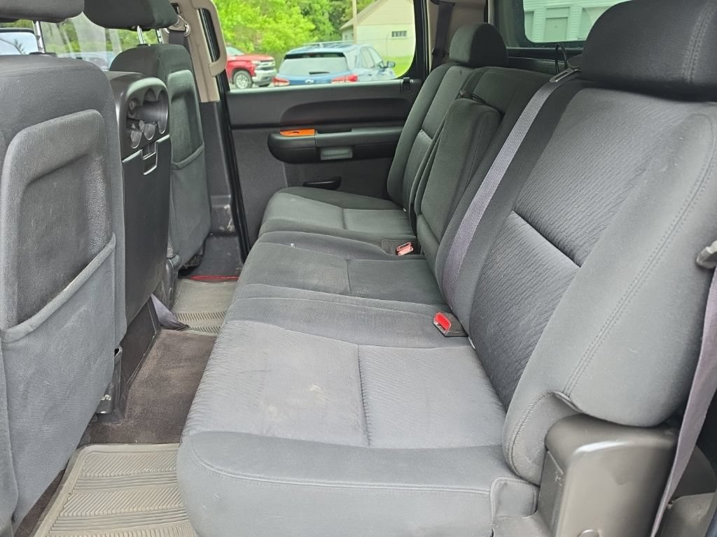 Used 2011 Chevrolet Silverado 1500 LS AWD/4WD image 13