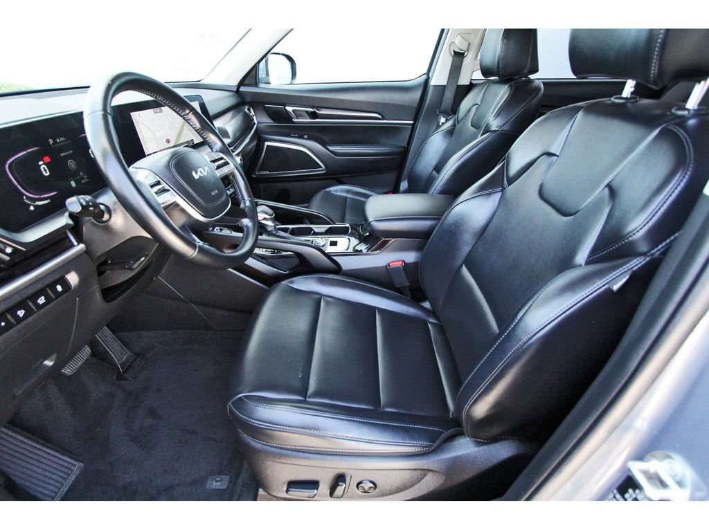 Used 2025 Kia Telluride S FWD image 6