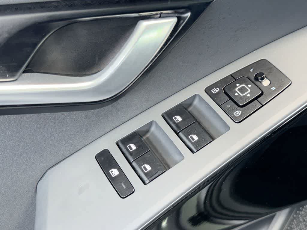 Used 2025 Kia Niro Wind FWD image 21