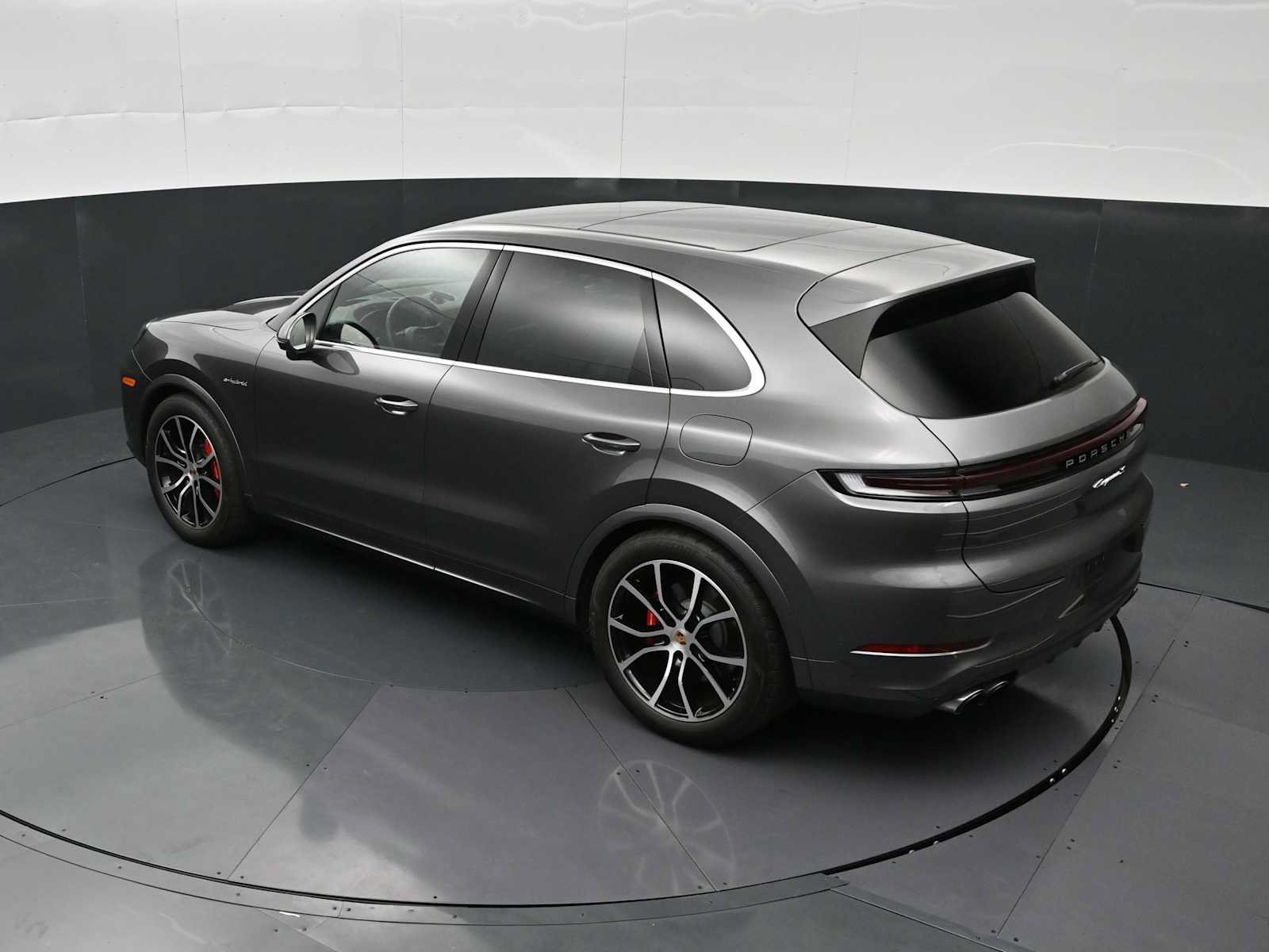 New 2026 Porsche Cayenne S AWD/4WD image 30
