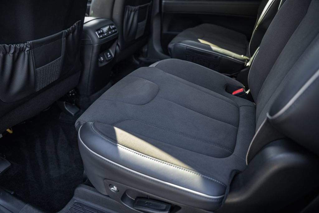 Used 2025 Hyundai Palisade Calligraphy image 29